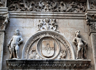 Guided Tour in Seville: Traditions and Legends logo